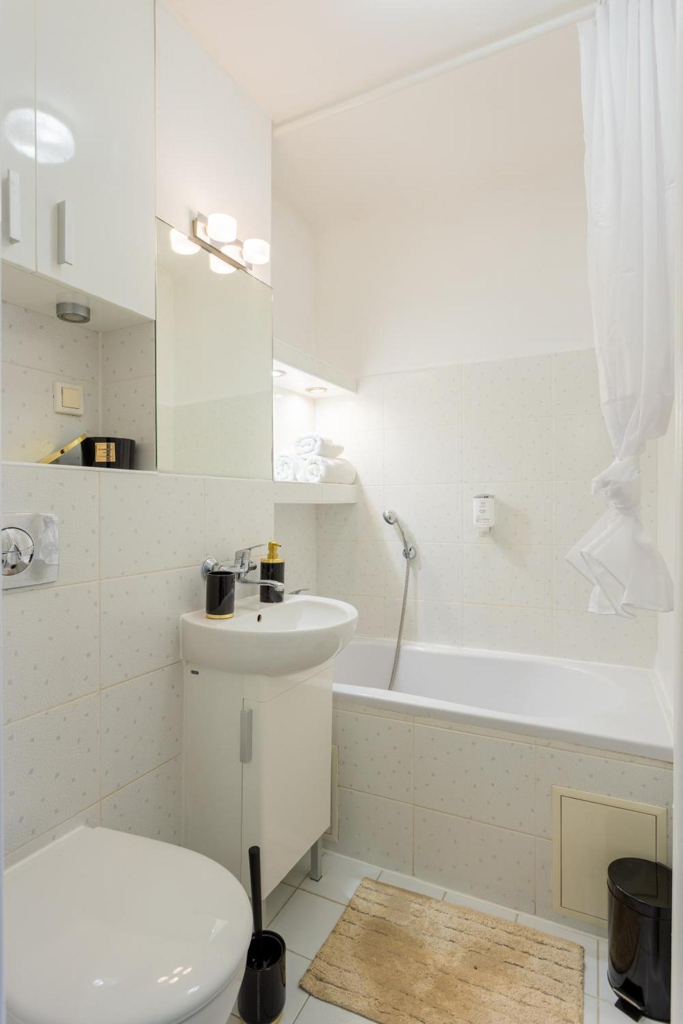 Golden In - Browary Warszawskie - Zelazna Apartament Warszawa